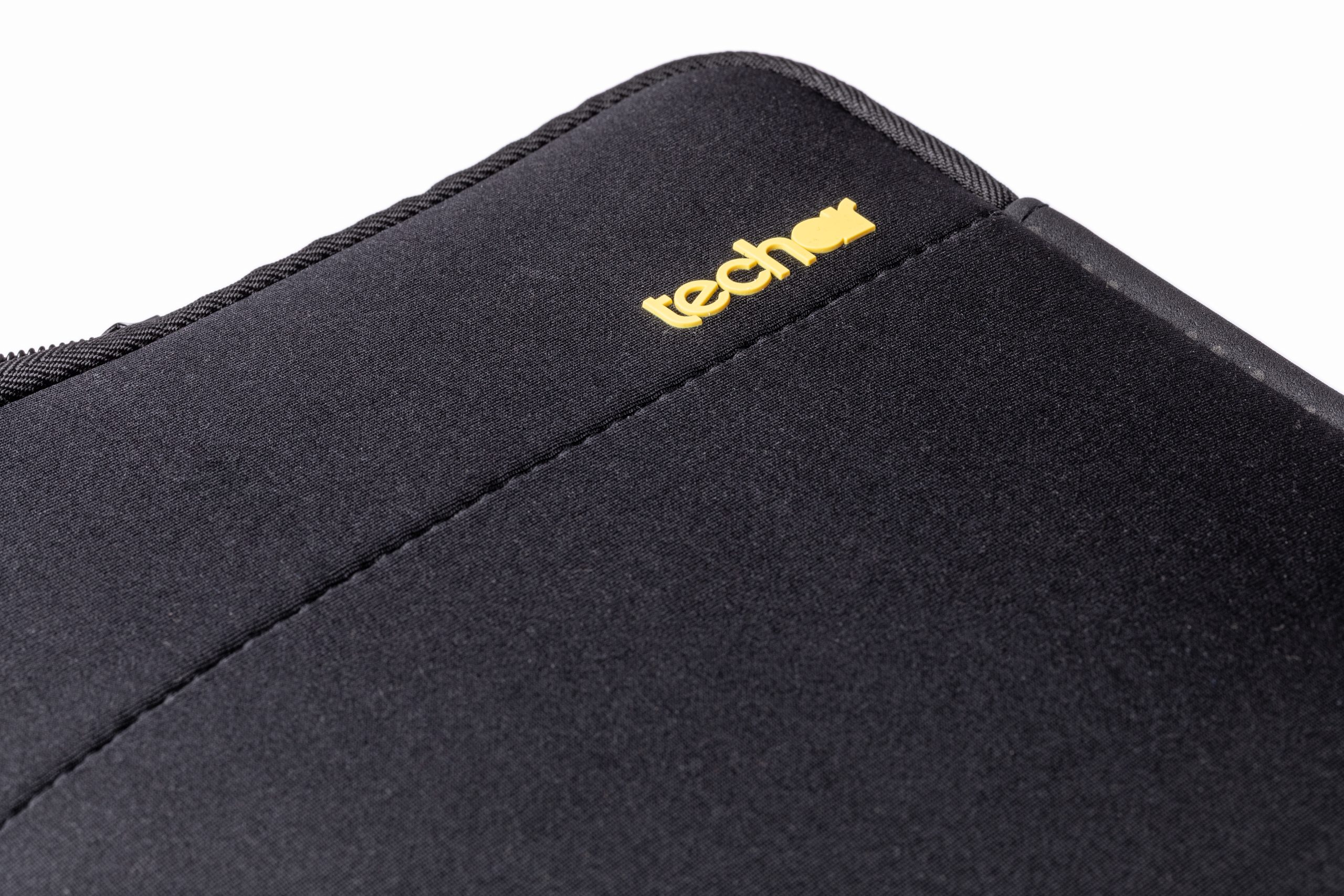 Techair 15.6" Neoprene Slipcase - Image 3